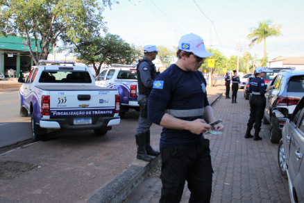 SEGURÂNÇA NO TRÂNSITO: Operações de fiscalização prendem 142 pessoas por embriaguez