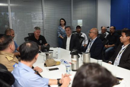 MT:  EM REUNIÃO:   Bustamante se esquiva de pergunta sobre atos bolsonaristas; ‘opinião pessoal’