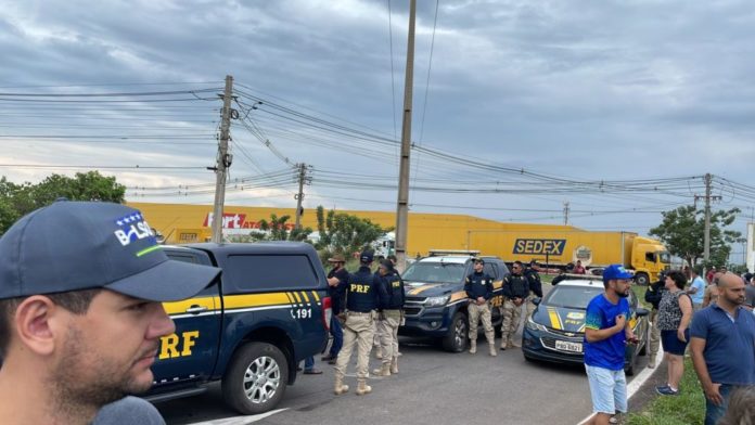 MT:  Bloqueios pró-Bolsonaro caem no restante do Brasil, porém aumentam em MT