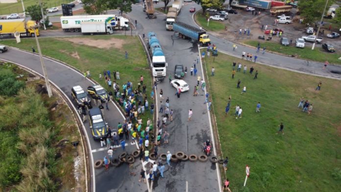 MT:  PRF: Bloqueios em Mato Grosso foram reduzidos para 12 trechos
