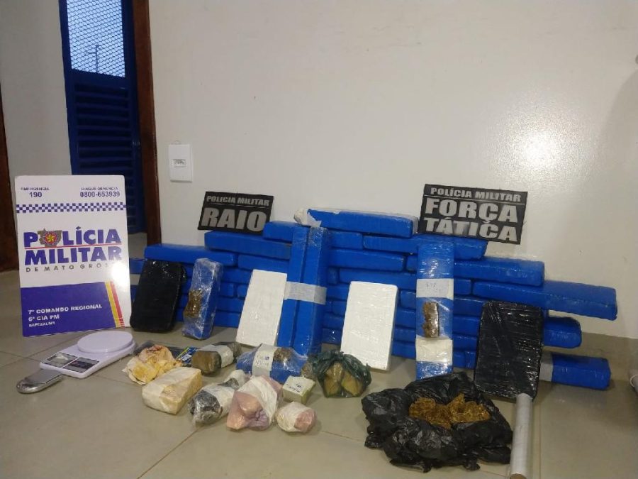 FORÇA TÁTICA: Após denúncia anônima, Polícia Militar prende dupla com 35 quilos de drogas