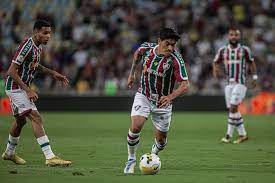 Cano marca, Fluminense bate Goiás com tranquilidade e segue na briga pela vice-liderança