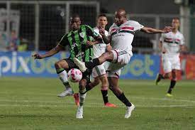 Pela 4ª vez nos últimos 6 anos, Patrick é o líder de desarmes de sua equipe no Brasileirão