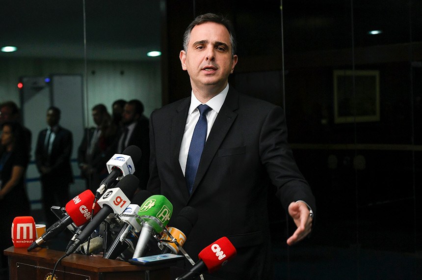 Rodrigo Pacheco defende Bolsa Família, mas com responsabilidade fiscal  Fonte: Agência Senado