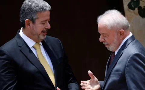 ORÇAMENTO SECRETO:  Arthur Lira defende uso das emendas de relator