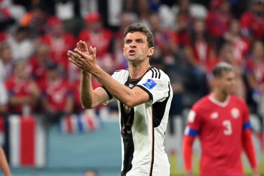 Alemanha vence Costa Rica, mas cai na fase de grupos e prolonga Maldição dos 7 a 1