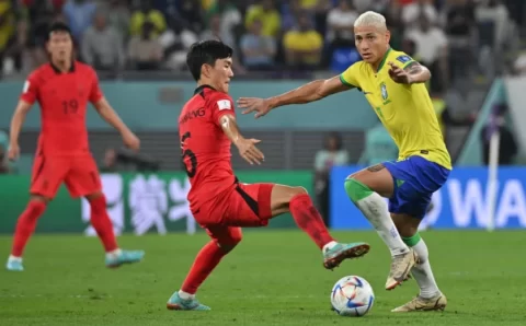 Brasil goleia Coreia em retorno de Neymar e enfrentará Croácia nas quartas de final
