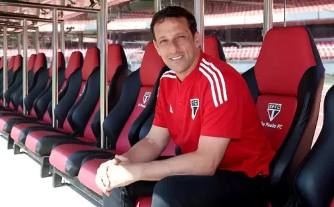 Belletti projeta Copinha e fala sobre início como técnico do sub-20 do São Paulo