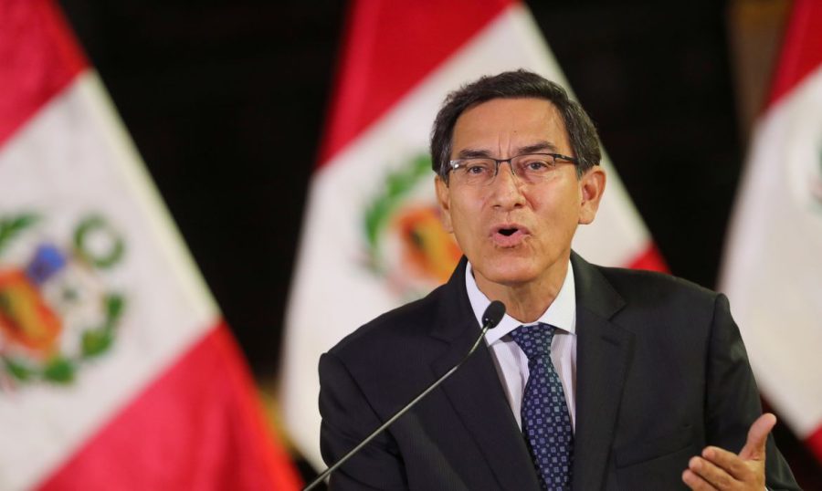 Presidente do Peru anuncia dissolução do Congresso