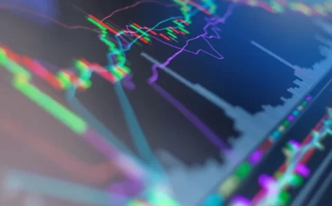 Dólar sobe e Ibovespa cresce após anúncio de ministros