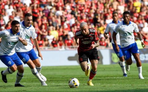 Dorival Júnior admite “surpresa” com sua saída do Flamengo