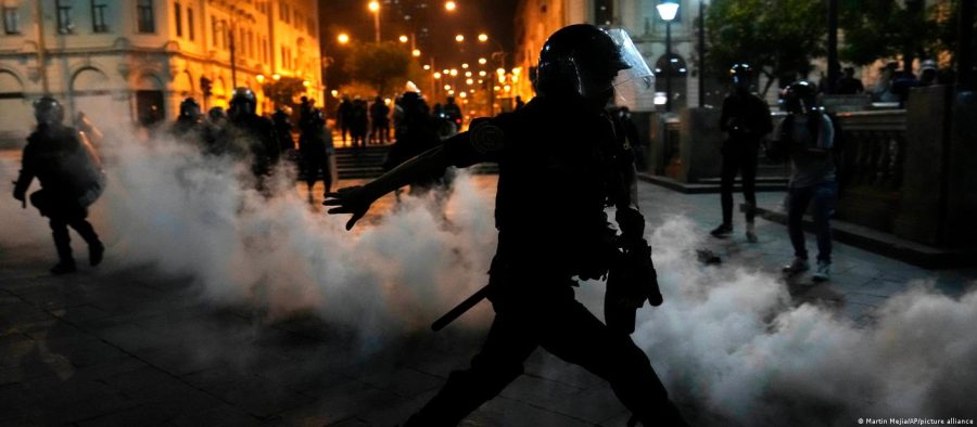 Número de mortos em protestos no Peru passa de 20