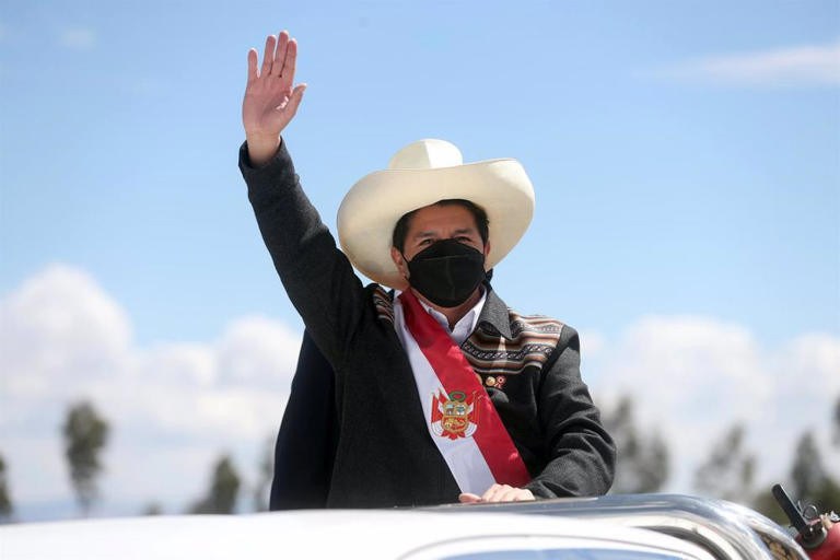 Pedro Castillo será transferido para a prisão onde o ex-presidente peruano Alberto Fujimori se encontra detido.
