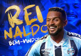 Após deixar o São Paulo, lateral esquerdo Reinaldo acerta com o Grêmio
