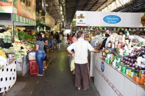 Secretaria de Agricultura orienta sobre o horário de funcionamento especial das feiras livres e Mercado do Porto