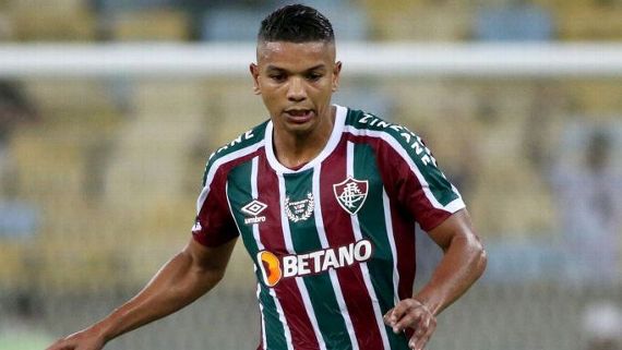 Fluminense confirma renovação de contrato de David Braz até junho de 2024