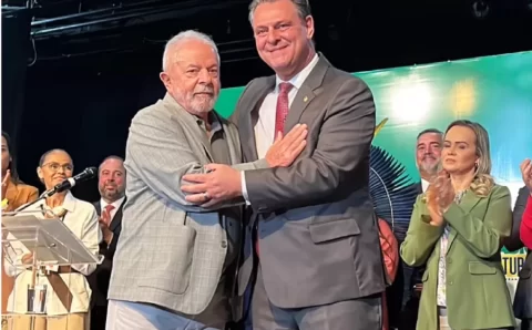 Em reunião ministerial, Fávaro apresenta balanço das ações do Mapa nos 100 dias de governo