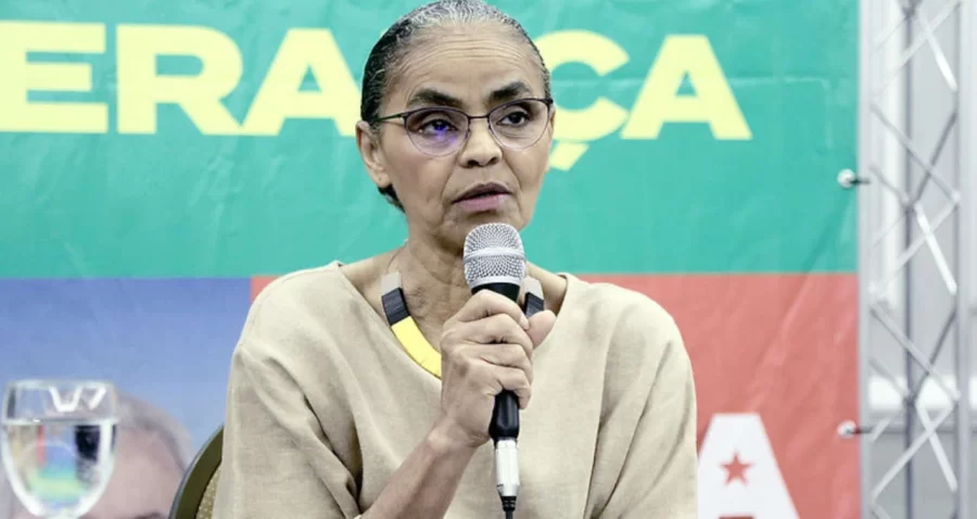 Lula convida Marina Silva para Ministério do Meio Ambiente, diz jornal