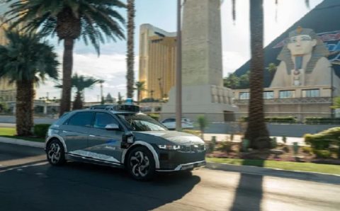 Uber passa a oferecer corridas sem motorista em Las Vegas