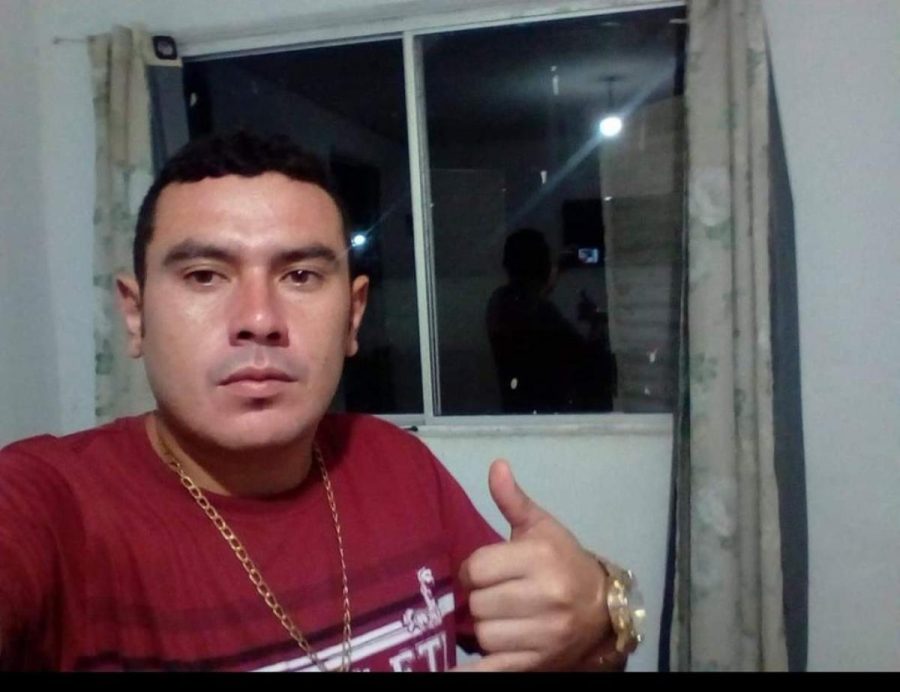 Homem morre baleado com ao menos 10 tiros em bar de VG