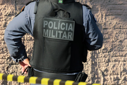 INIMIGO ÍNTIMO: Policial militar é preso pela acusação de agredir a namorada