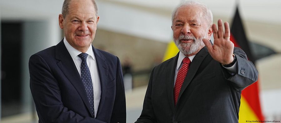 Ao lado de Scholz, Lula promete concluir acordo UE-Mercosul