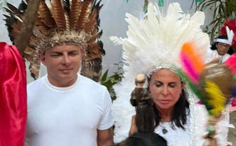 Gretchen se casa pela terceira vez em ritual indígena