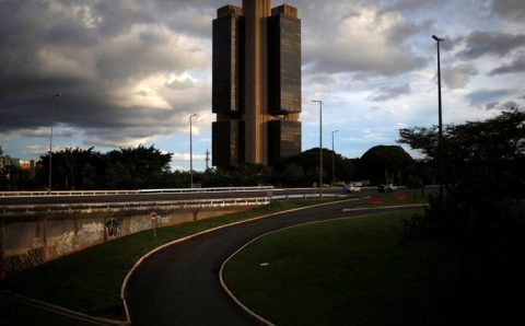 Especialistas elevam previsão para Selic e inflação em 2023 no Focus