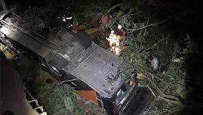 Times se solidarizam após acidente com ônibus de clube amador do Rio de Janeiro