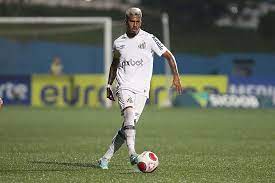 Ivonei lamenta eliminação na Copinha e projeta possível promoção ao profissional do Santos