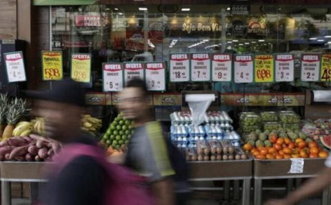 Inflação tem alta em todas as faixas de renda em dezembro, diz Ipea