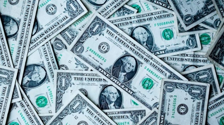 Salário mínimo deve ter aumento de 7,7% para 2024; confira o valor