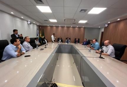 MT:  PAUTA PRINCIPAL:   Em reunião na AL, vereadores propõem ação conjunta para verificar real situação da saúde em Cuiabá