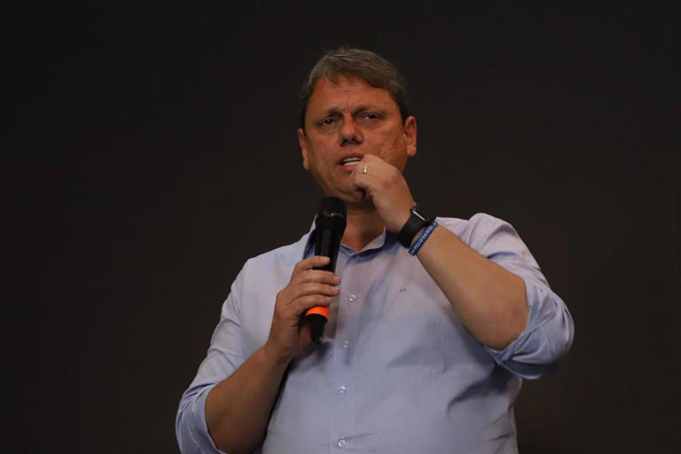 Vários governadores brasileiros estão a mudar de partido para se distanciarem do bolonarismo.