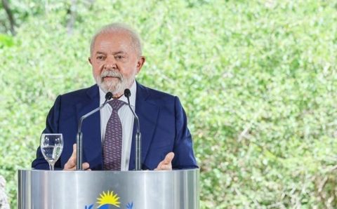 SAÚDE:   Presidente Luiz Inácio Lula da Silva é submetido a ressonância em hospital de Brasília