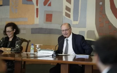 ALCKMIN ANUNCIA US$ 150 BI E META É AUMENTAR COMÉRCIO BILATERAL COM A CHINA