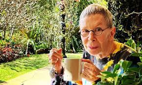 Rita Lee é internada em São Paulo