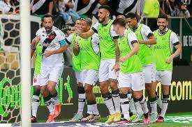 Autor de golaço na vitória do Vasco, Nenê exalta boa atuação da equipe em estreia na Copa do Brasil