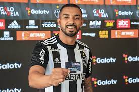 Vasco quer a contratação de lateral Paulo Henrique, do Atlético-MG