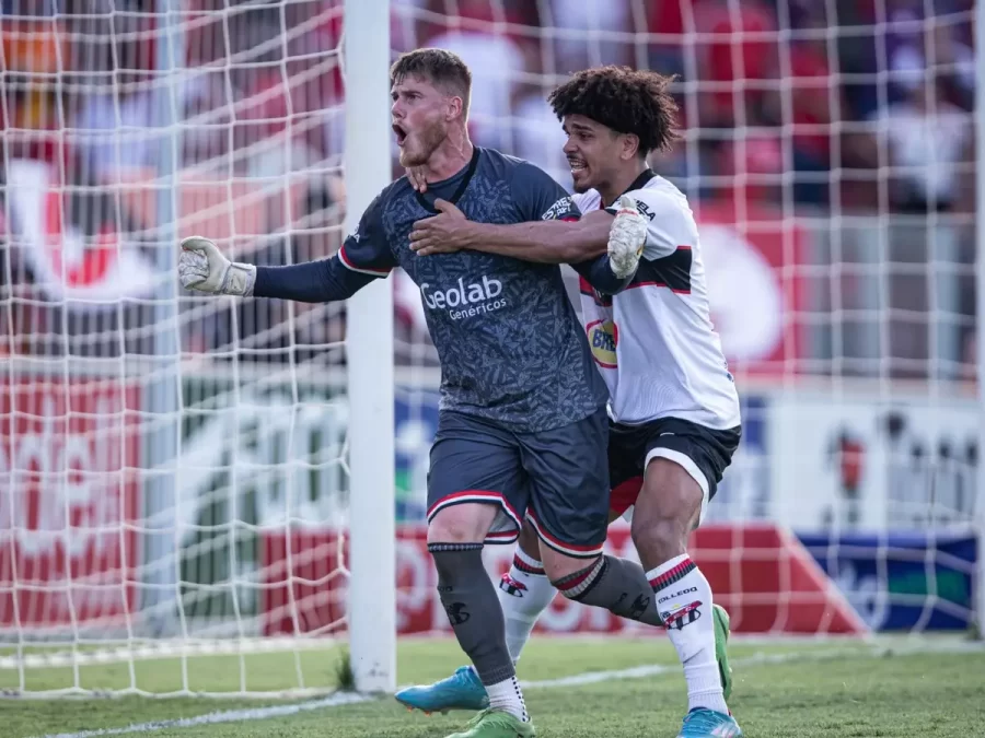 Giro dos Estaduais: Vila Nova eliminado do Goiano; Chapecoense empata com o Brusque