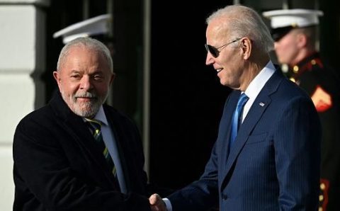 Antes de Lula ir à China, EUA aumentam presença no Brasil e mostram preocupação