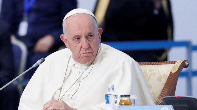 Papa Francisco reafirma disposição para se reunir com Putin