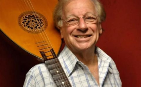 Músico e humorista Juca Chaves morre aos 84 anos