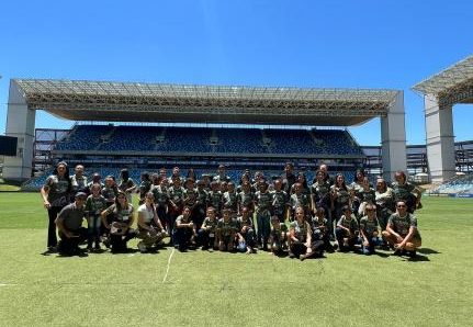 MT:  Projeto leva 40 crianças pela primeira vez à Arena Pantanal e ao cinema