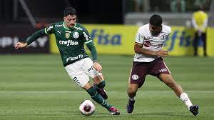 Piquerez, do Palmeiras, é convocado em pré-lista do Uruguai para amistosos na Ásia