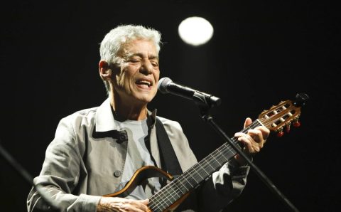 O que é o prêmio Camões, que será entregue com atraso a Chico Buarque após recusa de Bolsonaro