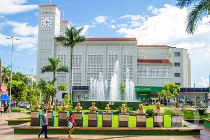 MT:  304 ANOS:  Moradores citam pontos mais marcantes de Cuiabá