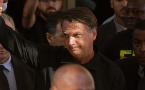 Bolsonaro depõe por 3 horas à PF sobre joias sauditas