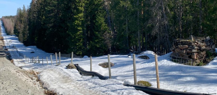 A cerca que a Finlândia constrói na fronteira com a Rússia