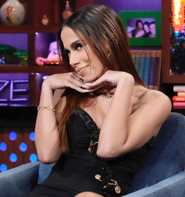 Anitta assina com nova gravadora após saída turbulenta da Warner